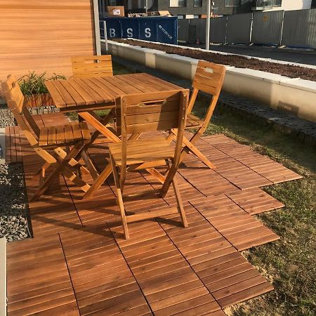 Apartament With Garden Bezplatny Parking !!! Krakkó Kültér fotó