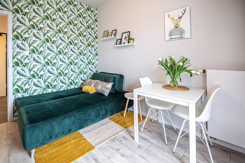 Apartament With Garden Bezplatny Parking !!! Krakkó Kültér fotó