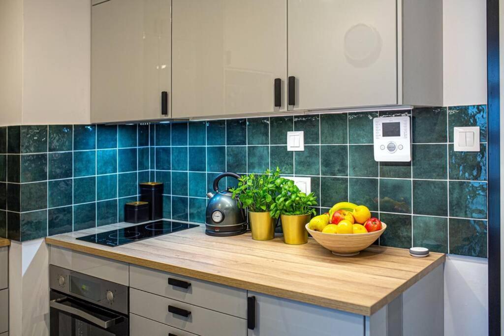 Apartament With Garden Bezplatny Parking !!! Krakkó Kültér fotó