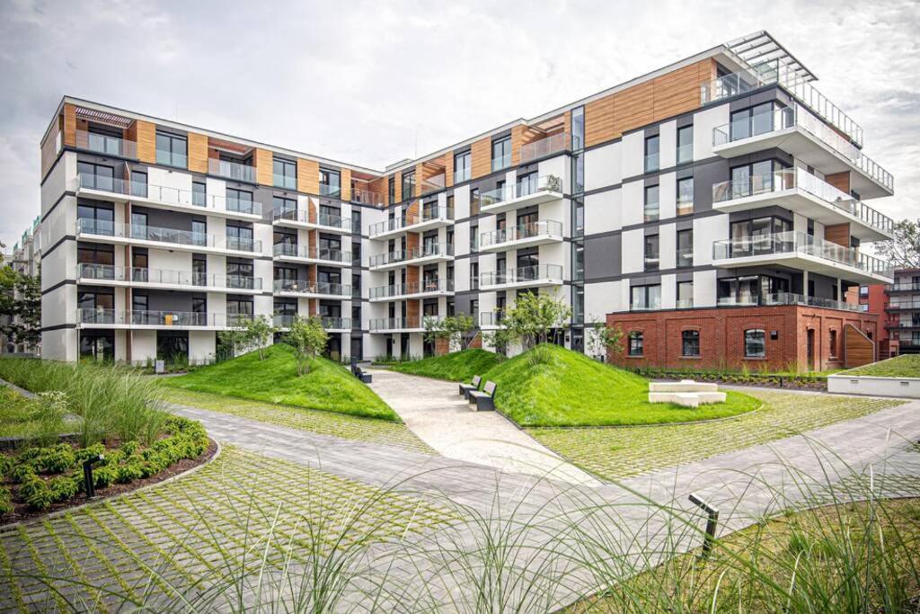 Apartament With Garden Bezplatny Parking !!! Krakkó Kültér fotó